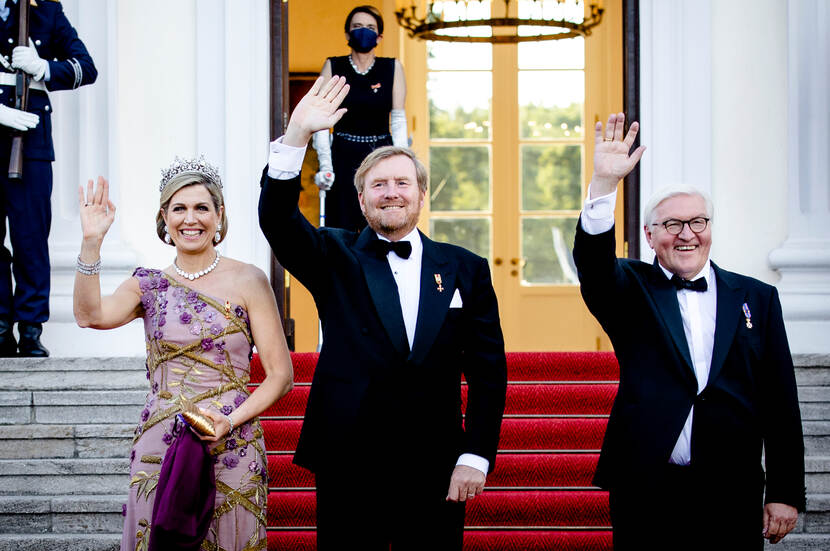 Koning Willem-Alexander, koningin Máxima en bondspresident Steinmeier