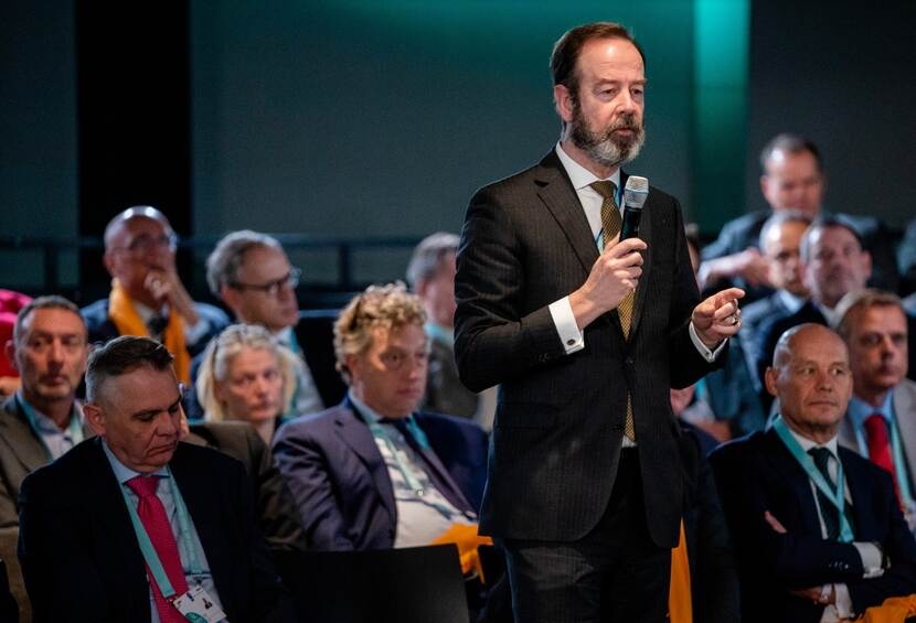 Gilles Beschoor Plug