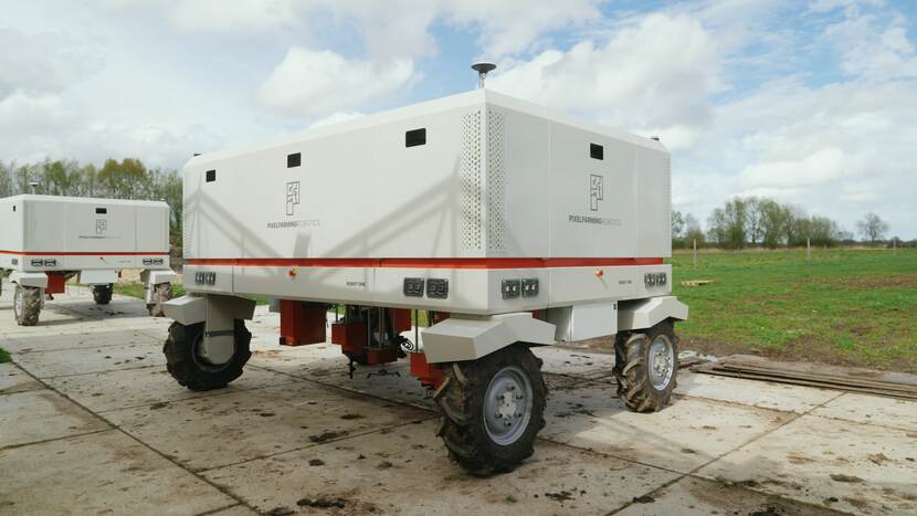 De Robot One op Pixelfarm