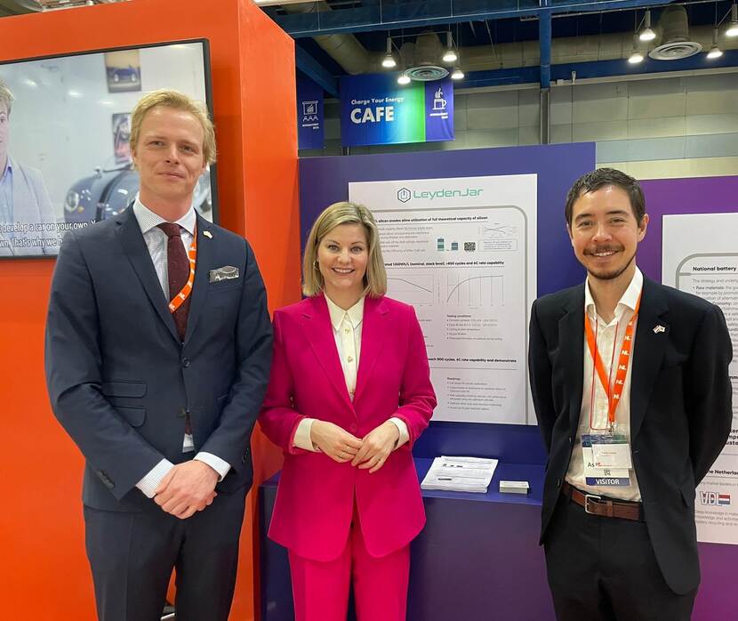 R bij LeydenJar op InterBattery