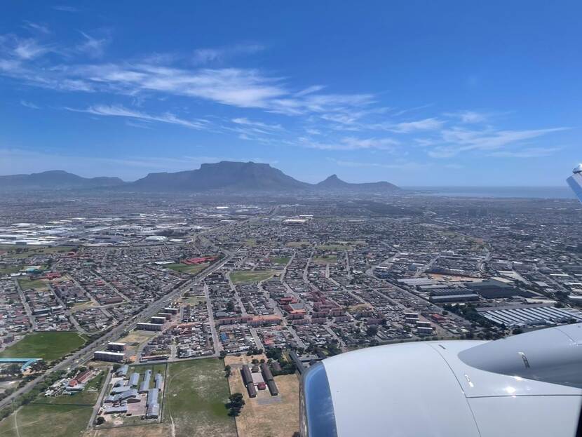 Carike arriveert in Kaapstad.