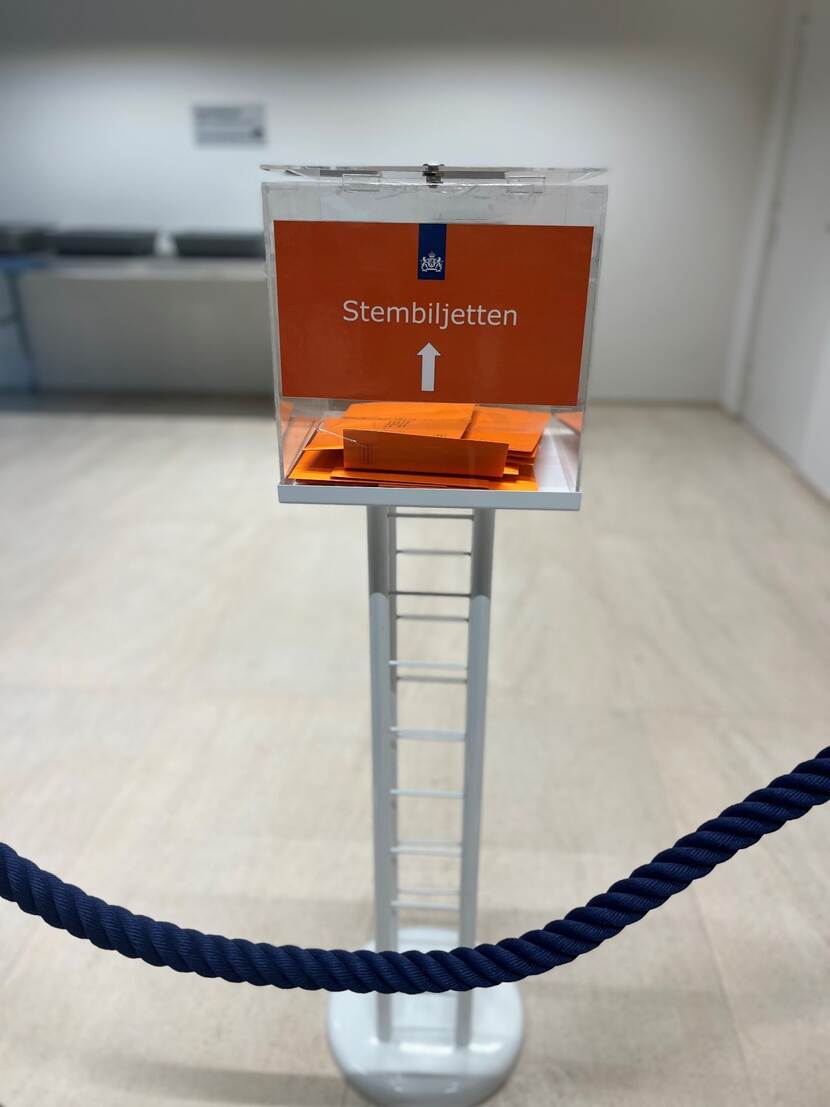 Stembus ambassade Brussel