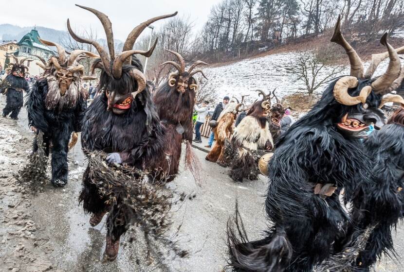 Krampuslauf Sinterklaas viering Oostenrijk